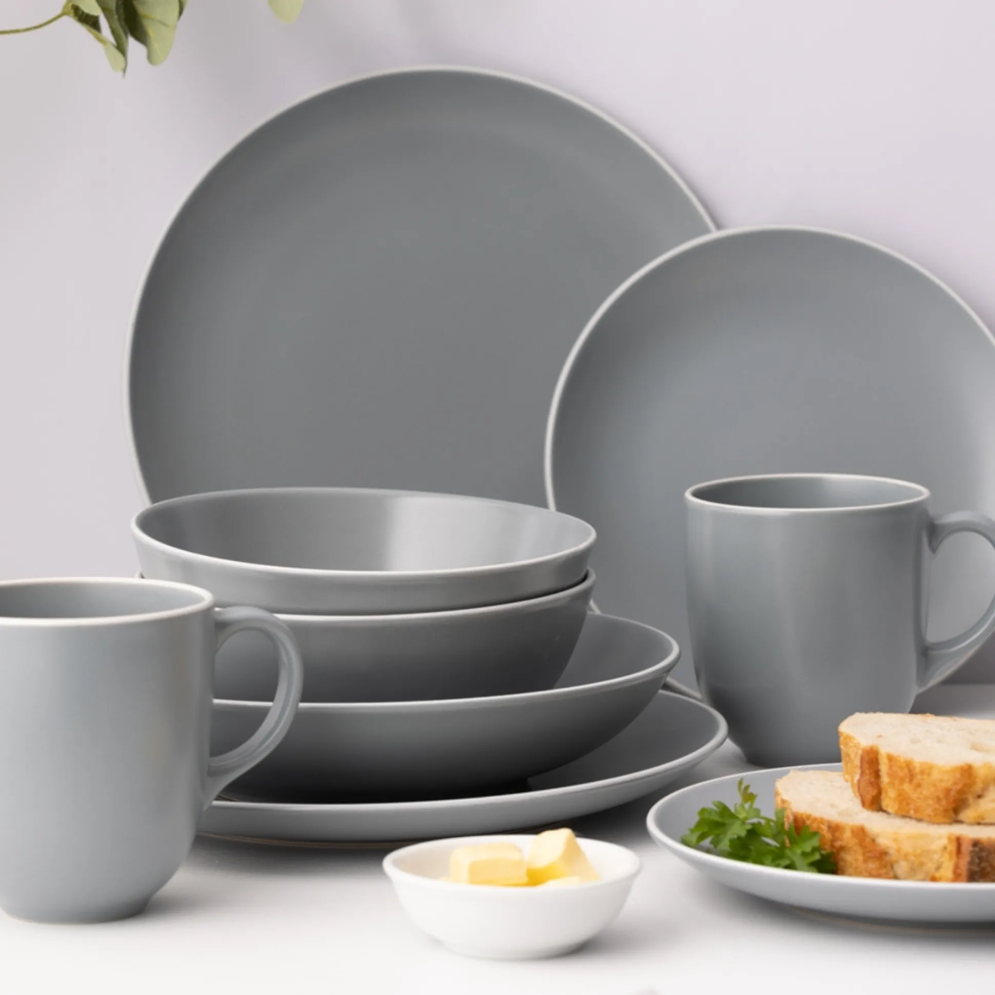 Classic Collection Set 4 Grey Dinner Plates